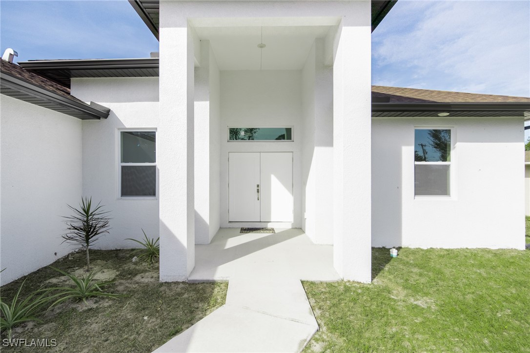 127 Connecticut Road Lehigh Acres, FL 33936 - Photo 3 of 19