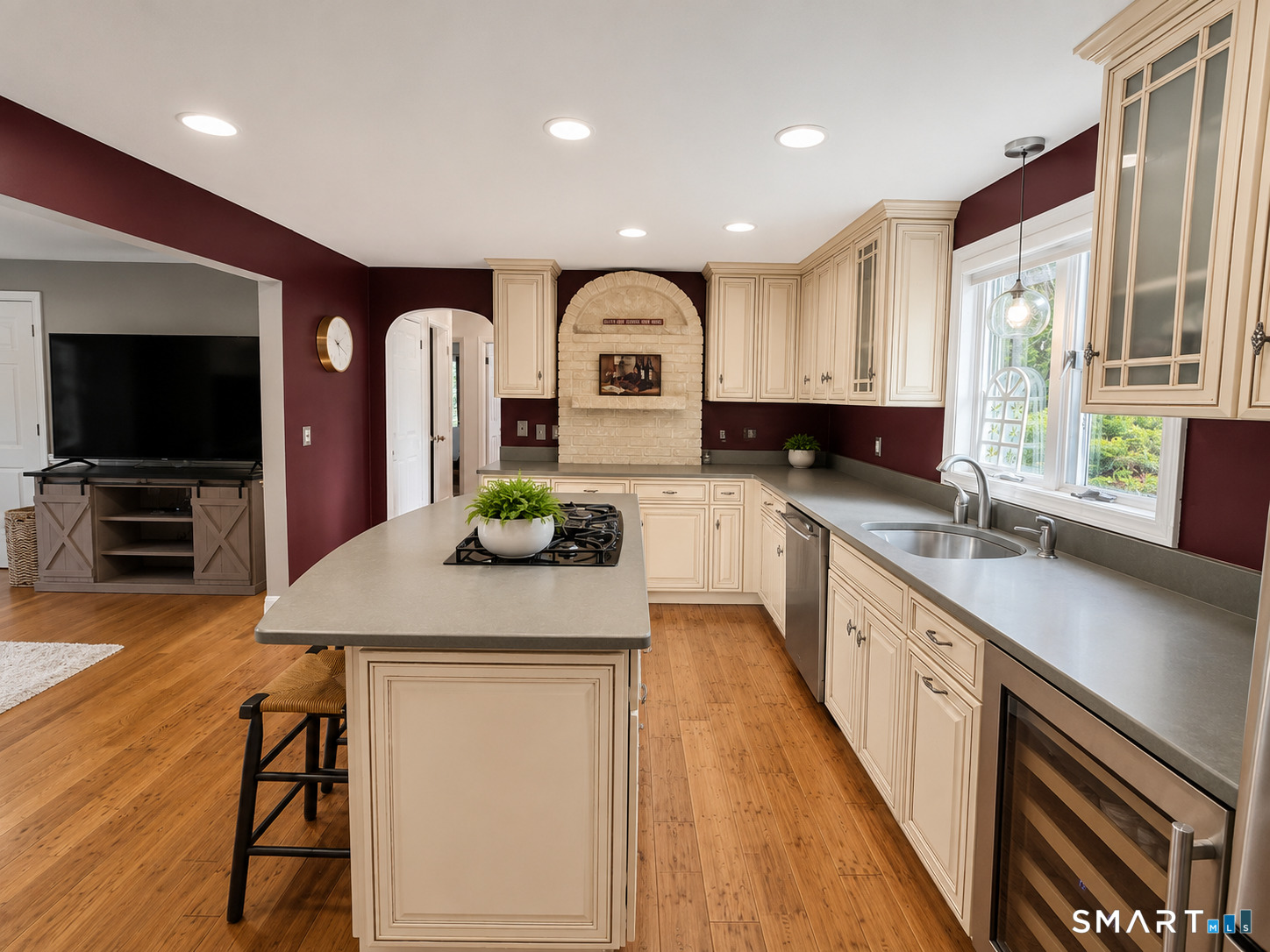 39 Sorghum Road Shelton, CT 06484 - Photo 4 of 6