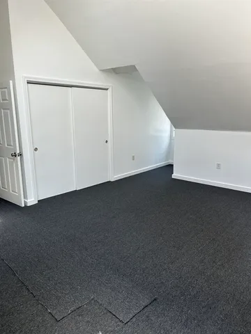 $2,475 | 87 North High Street, Unit B, Derry, NH 03038