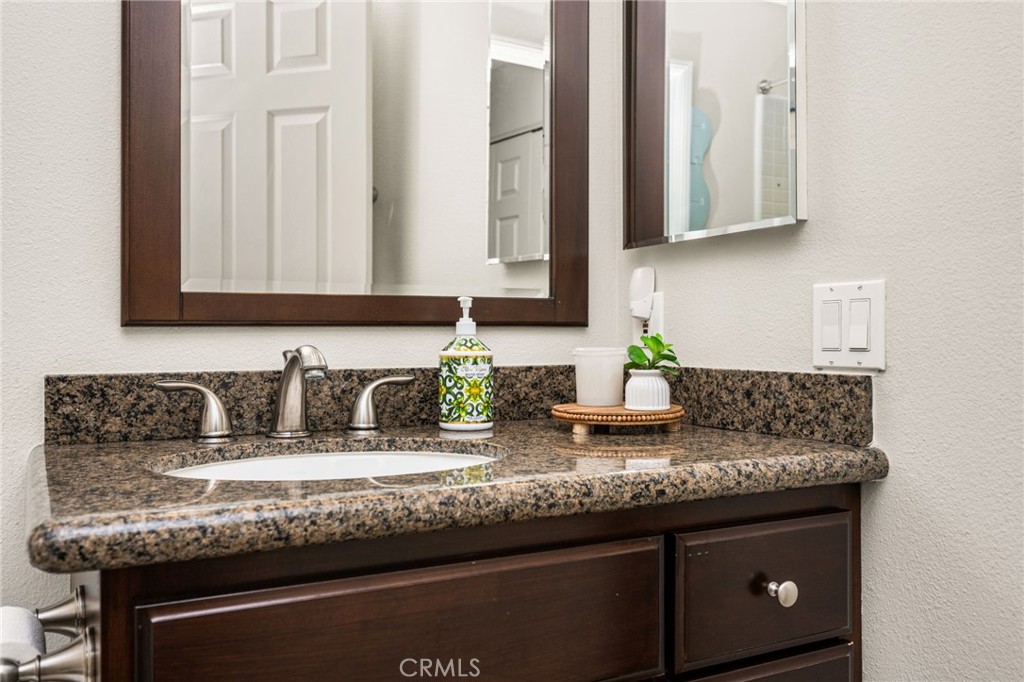 8131 East Oak Ridge Circle Anaheim, CA 92808 - Photo 23 of 33