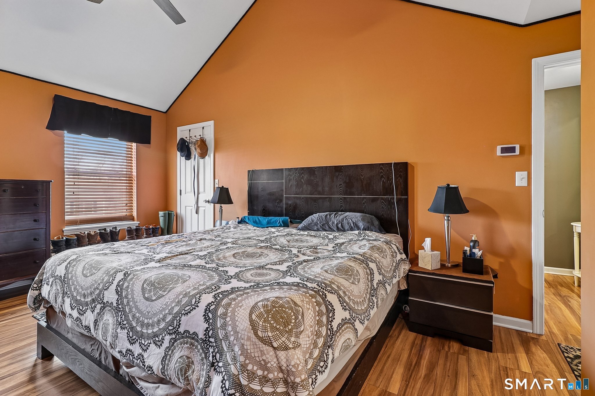 154 Hull Street Ansonia, CT 06401 - Photo 23 of 42