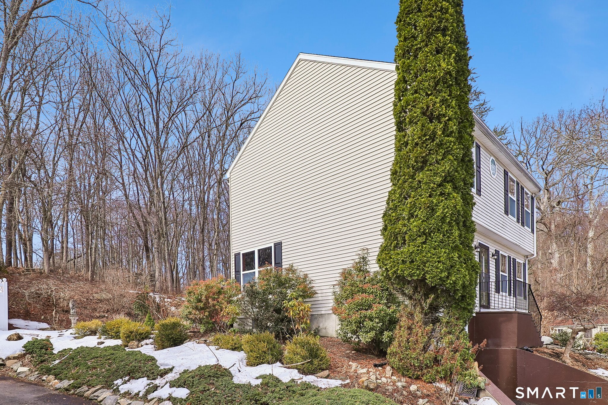 154 Hull Street Ansonia, CT 06401 - Photo 35 of 42