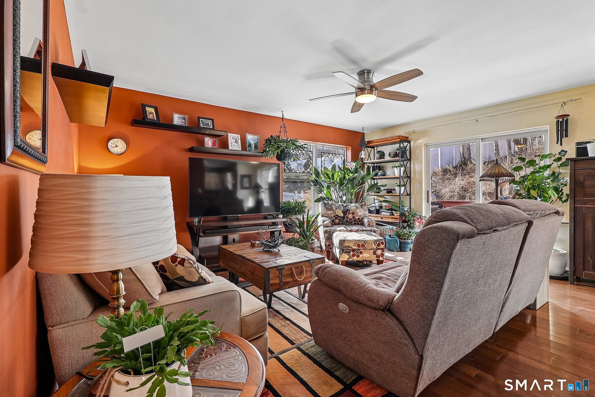 154 Hull Street Ansonia, CT 06401 - Photo 8 of 42