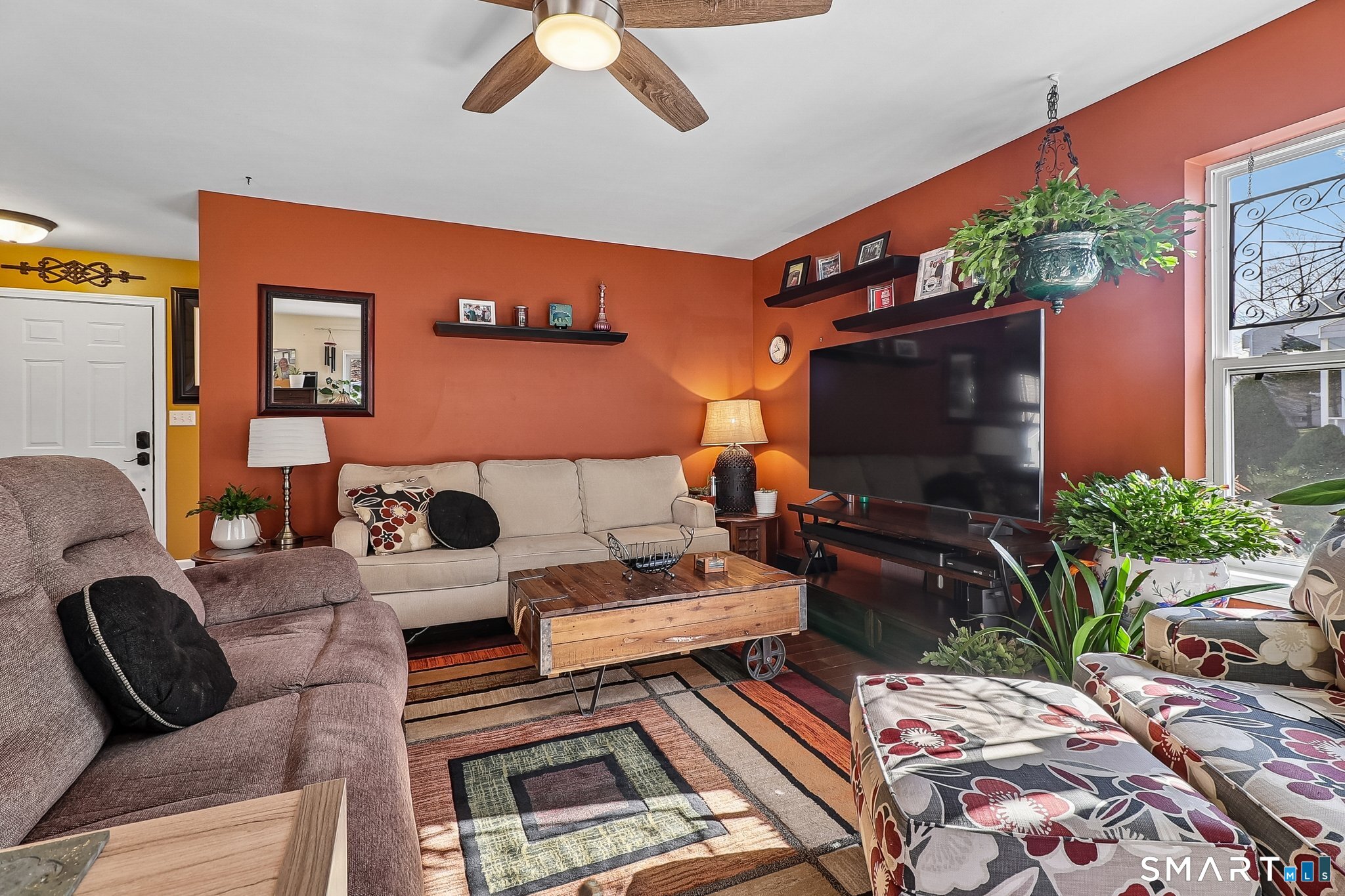 154 Hull Street Ansonia, CT 06401 - Photo 9 of 42