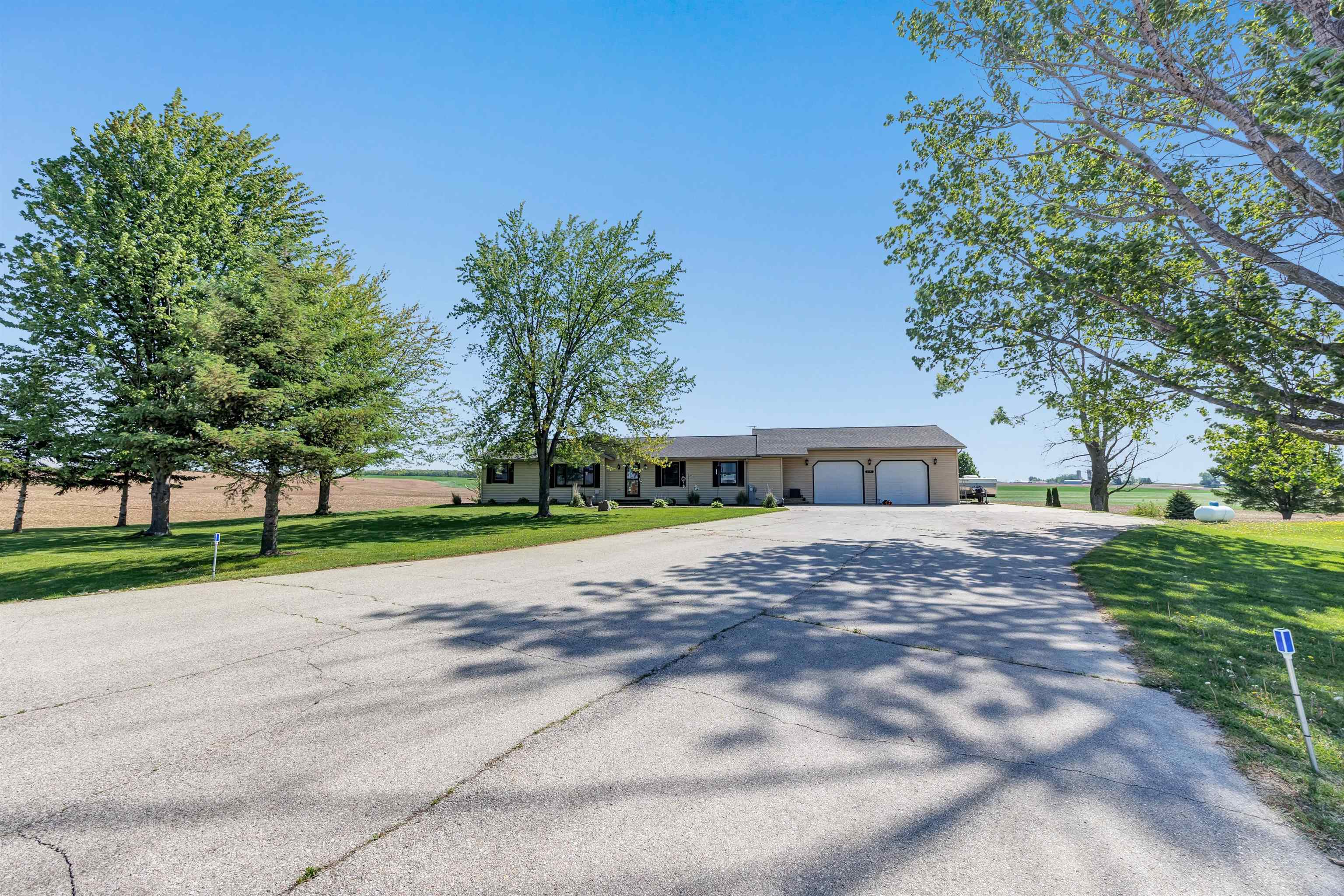 6141 Morrison Road De Pere, WI 54115 - Photo 30 of 40