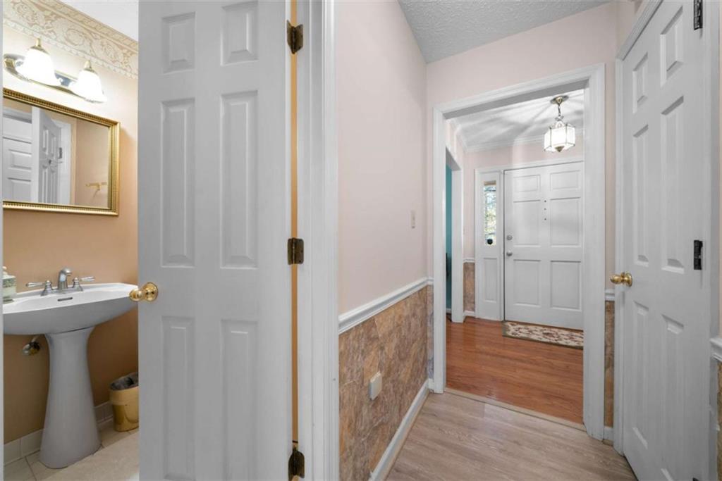 56 Lull Road Northeast Rome, GA 30161 - Photo 10 of 33