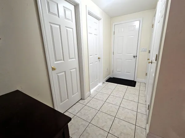 $4,000 | 9 Hibiscus Way, Nashua, NH 03062