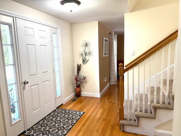 $4,000 | 9 Hibiscus Way, Nashua, NH 03062