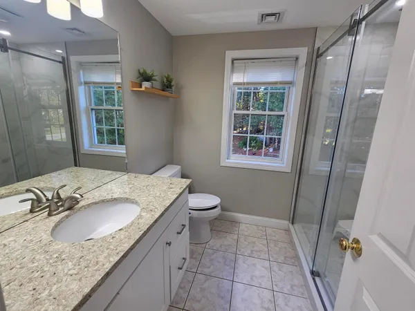 $4,000 | 9 Hibiscus Way, Nashua, NH 03062