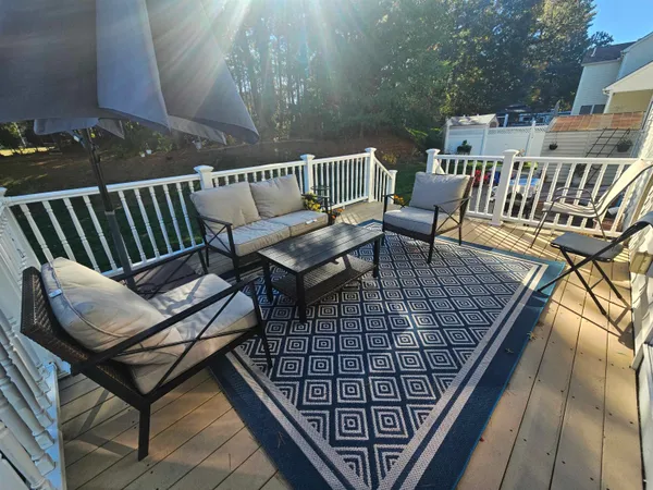$4,000 | 9 Hibiscus Way, Nashua, NH 03062