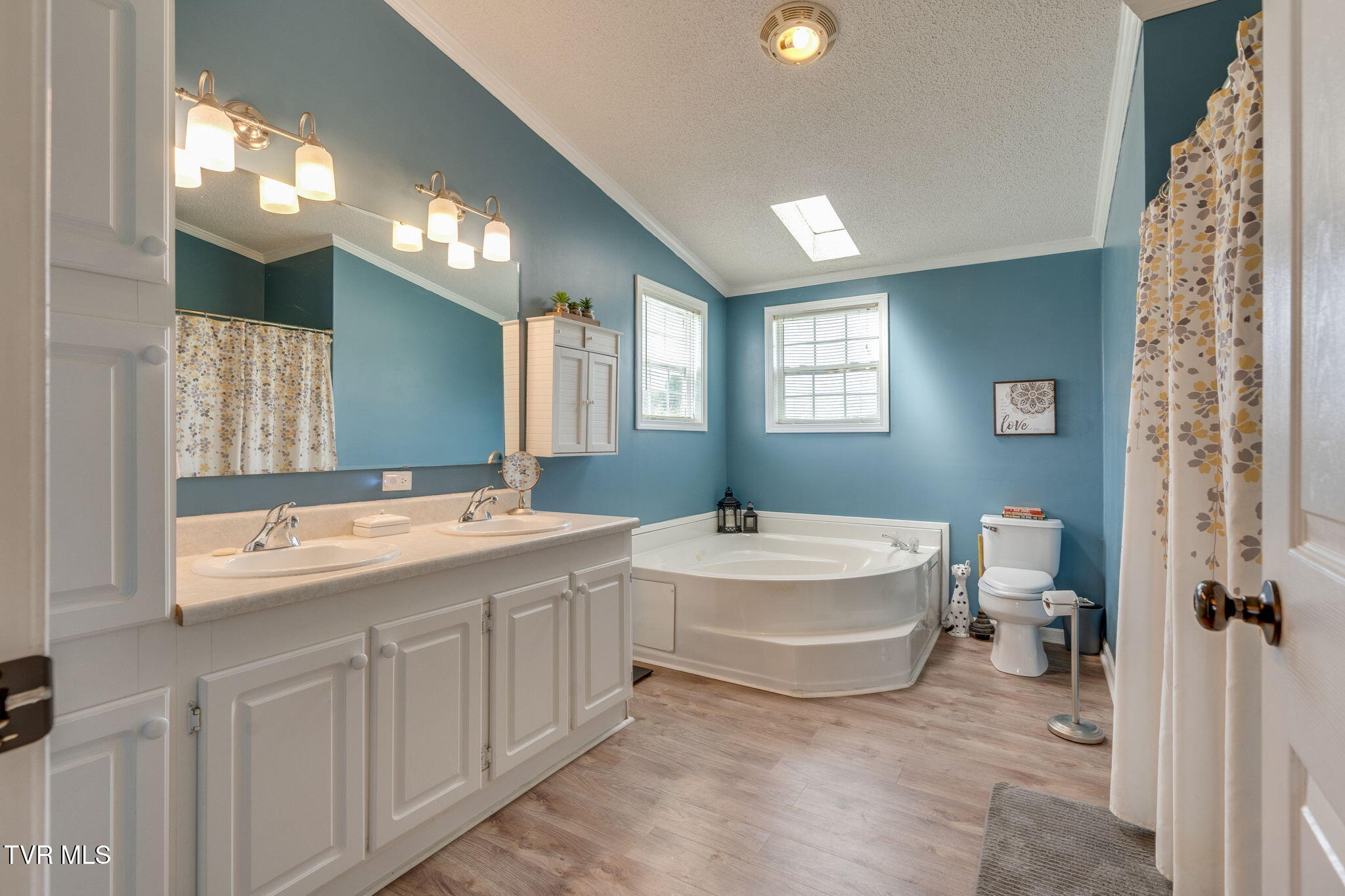 1734 Clear Springs Road Limestone, TN 37681 - Photo 29 of 38 019