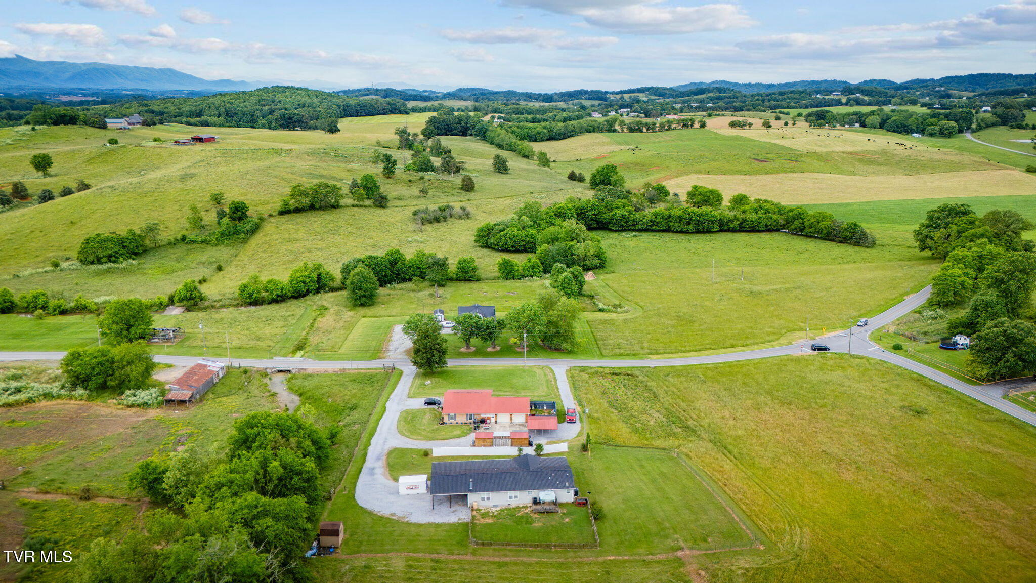 1734 Clear Springs Road Limestone, TN 37681 - Photo 35 of 38 104
