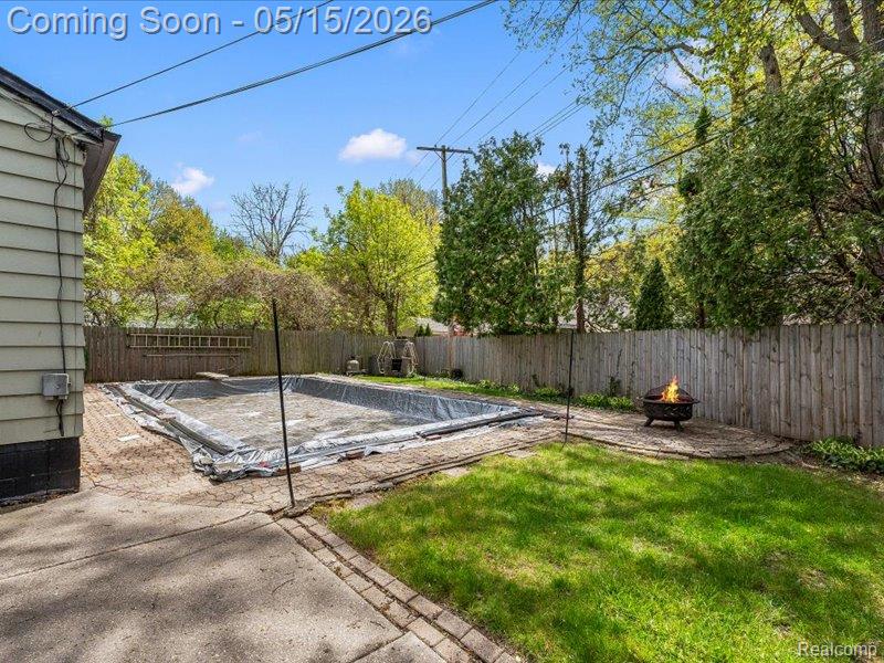2229 East Eight Mile Road Grosse Pointe, MI 48236 - Photo 16 of 20