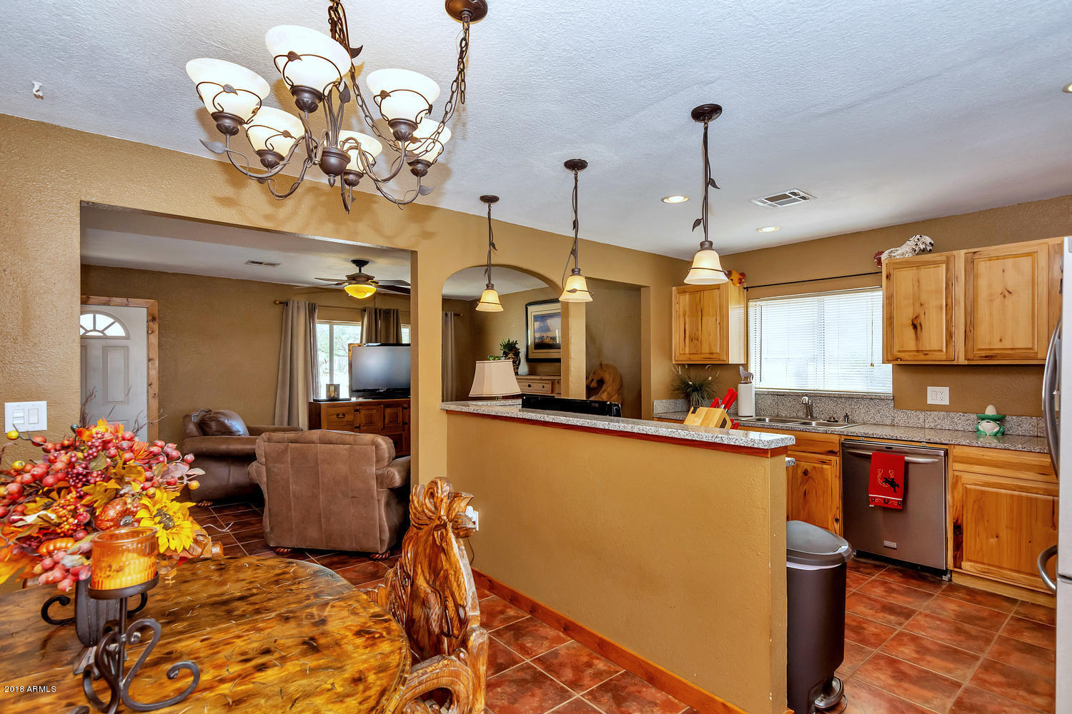 1825 East Joy Ranch Road Phoenix, AZ 85086 - Photo 11 of 22 1825 E Joy Ranch Rd-large-013-8-Kitchen-