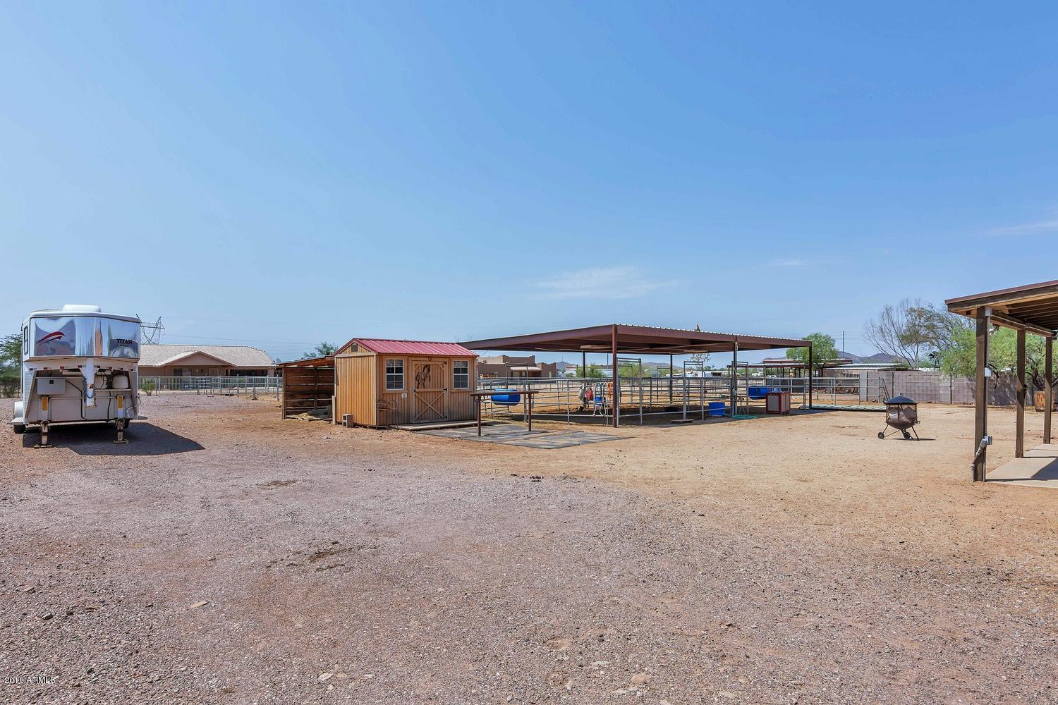 1825 East Joy Ranch Road Phoenix, AZ 85086 - Photo 18 of 22 1825 E Joy Ranch Rd-large-022-7-Backyard