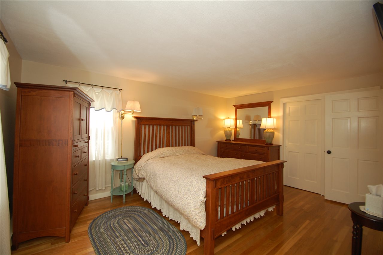 10 Blueberry Hill Road Amherst, NH 03031 - Photo 12 of 19