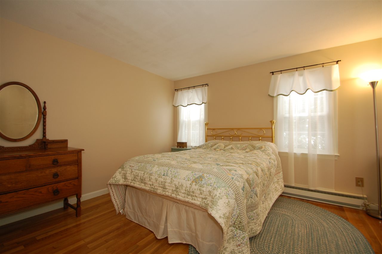 10 Blueberry Hill Road Amherst, NH 03031 - Photo 13 of 19