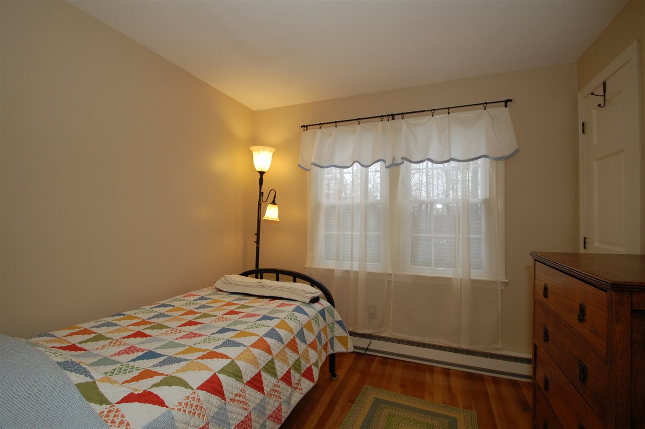 10 Blueberry Hill Road Amherst, NH 03031 - Photo 15 of 19