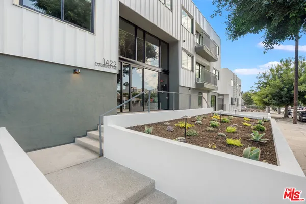 $2,650 | 1422 Tamarind Avenue, Los Angeles, CA 90028