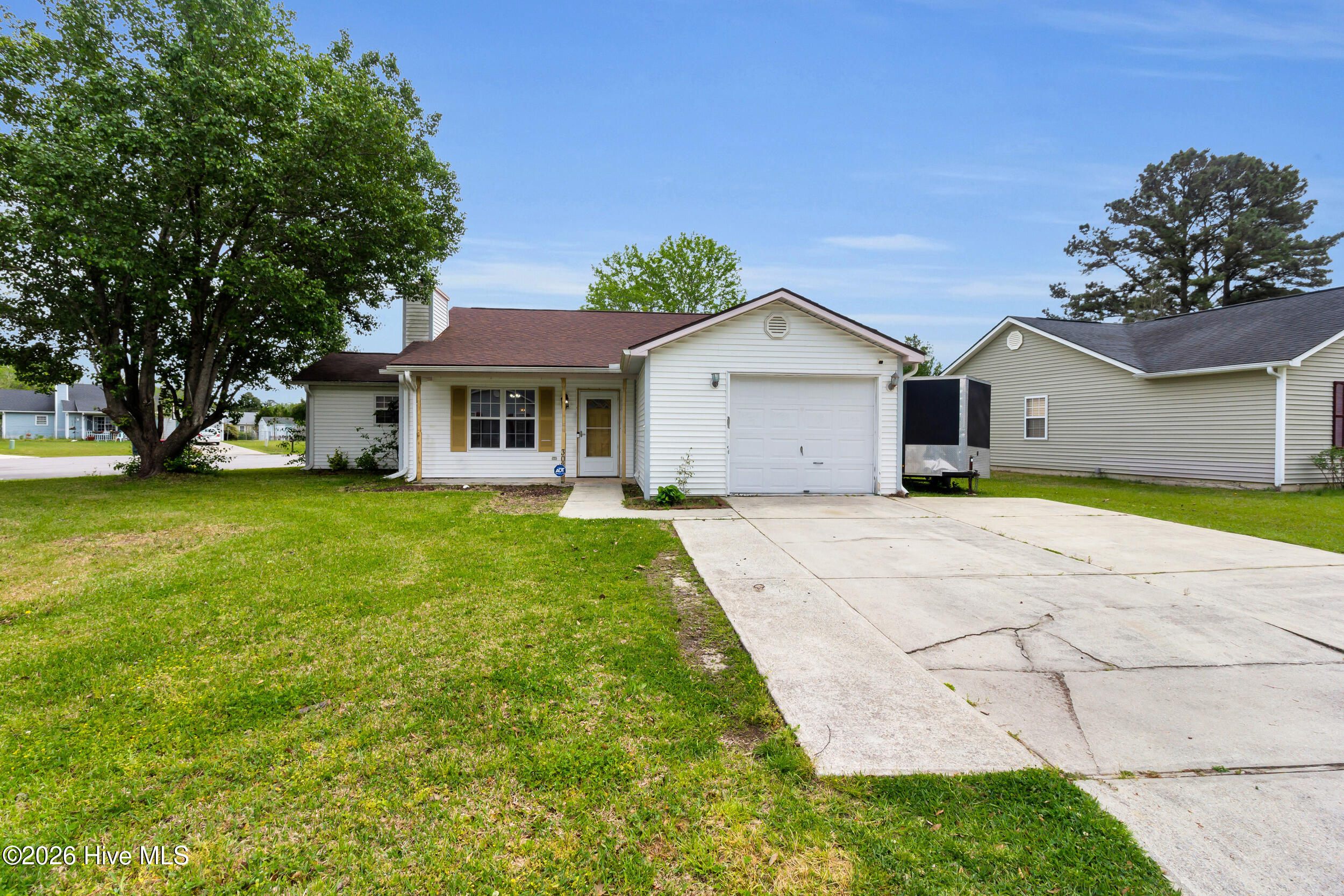 308 Running Road Jacksonville, NC 28546 - Photo 1 of 20 6