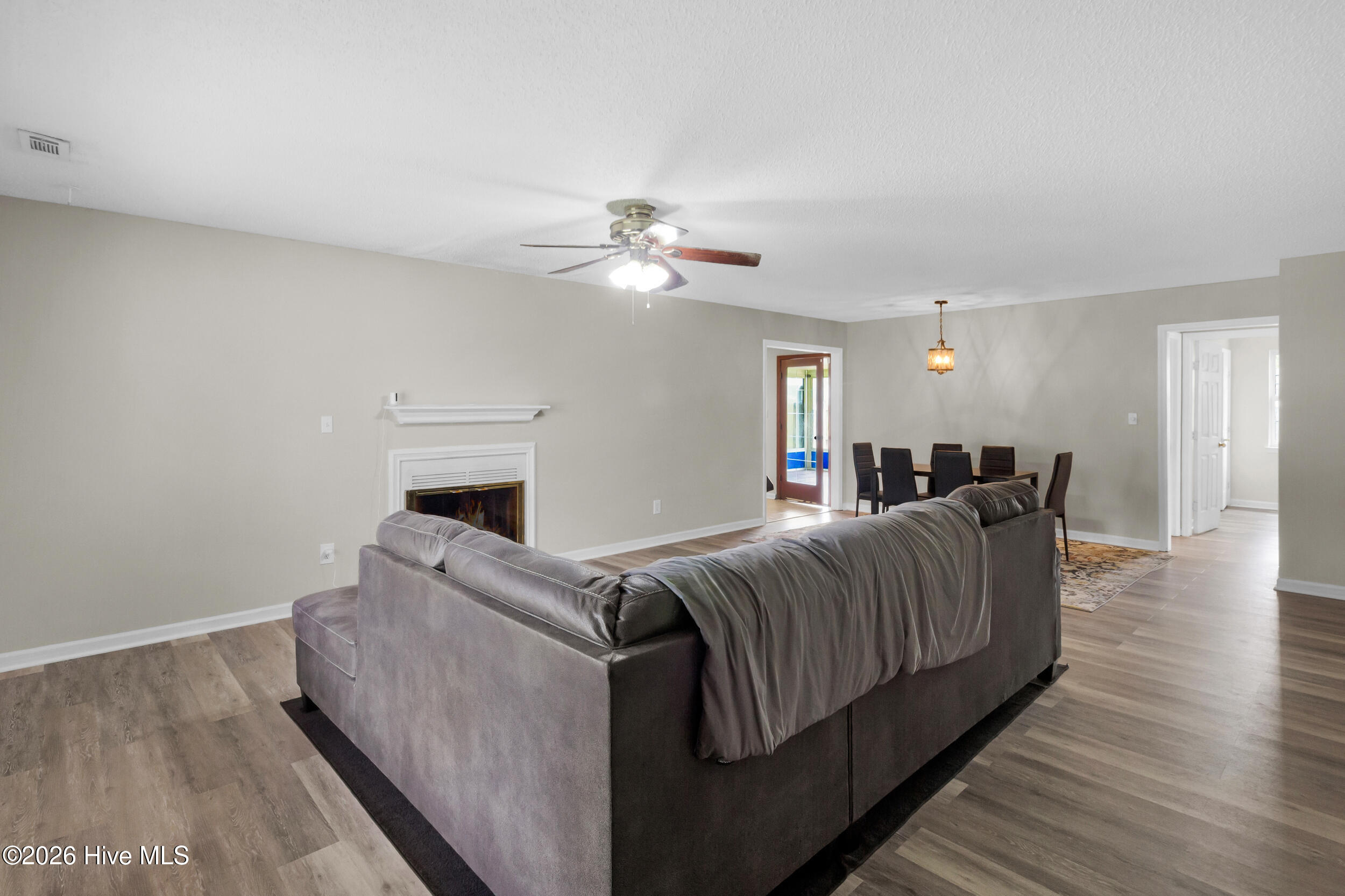 308 Running Road Jacksonville, NC 28546 - Photo 3 of 20 11