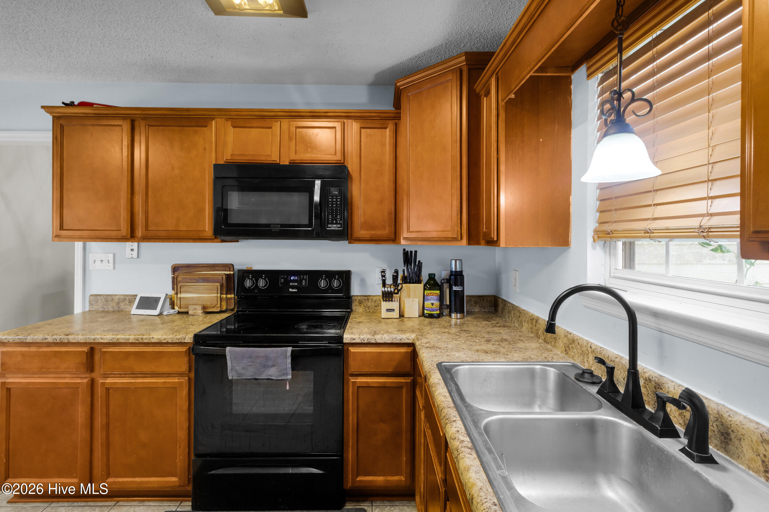 308 Running Road Jacksonville, NC 28546 - Photo 5 of 20 19