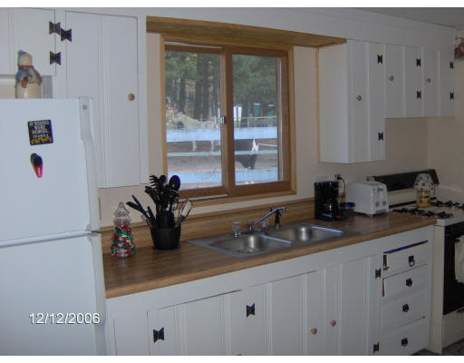 469 Turners Falls Road Montague, MA 01351 - Photo 4 of 8 Gallery Image 4