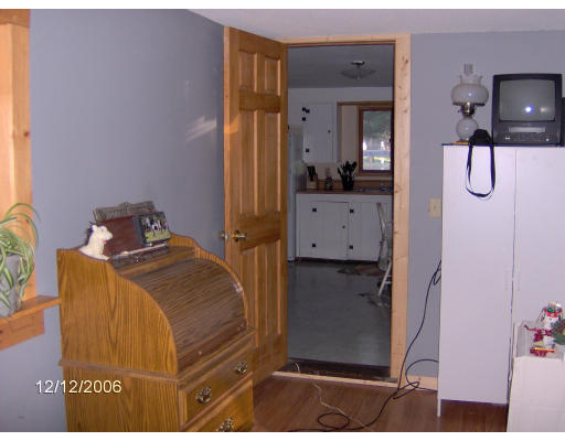 469 Turners Falls Road Montague, MA 01351 - Photo 5 of 8 Gallery Image 5