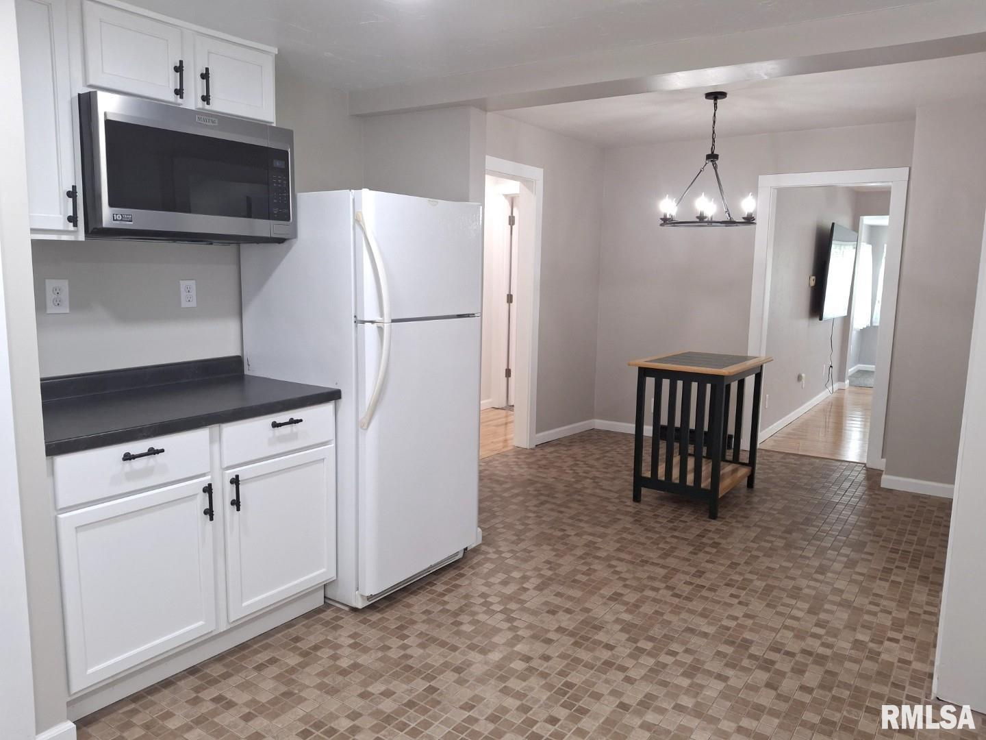 476 West Myrtle Street Canton, IL 61520 - Photo 6 of 33