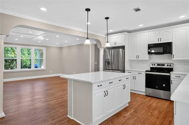 $1,324,000 | 3309 Bethany Bend, Alpharetta, GA 30004