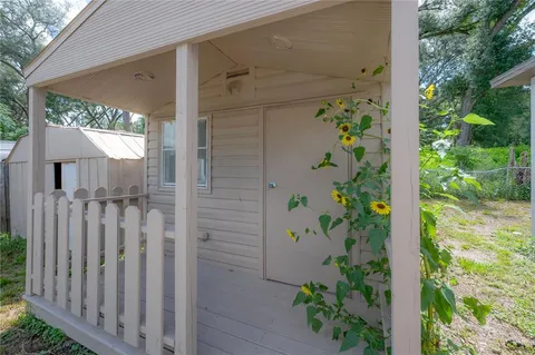 $325,000 | 6042 Hazelwood Drive, Zephyrhills, FL 33542