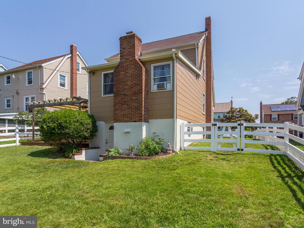 1220 Ten Oaks Road Baltimore, MD 21227 - Photo 77 of 87 Gallery Image 77