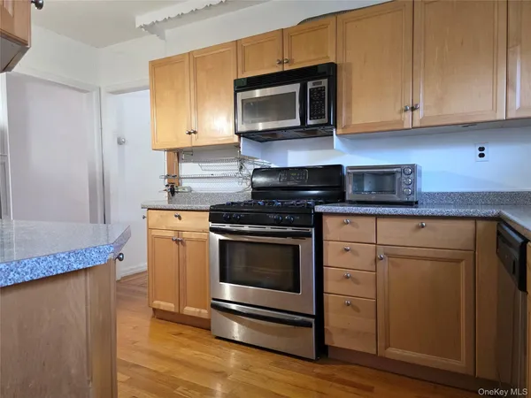 $1,099,000 | 50-50 231st Street | Bayside
