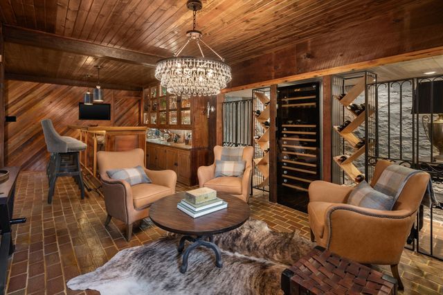 $5,950,000 | 3728 West End Avenue, Nashville, TN 37205