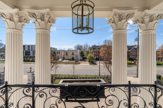 $5,950,000 | 3728 West End Avenue, Nashville, TN 37205