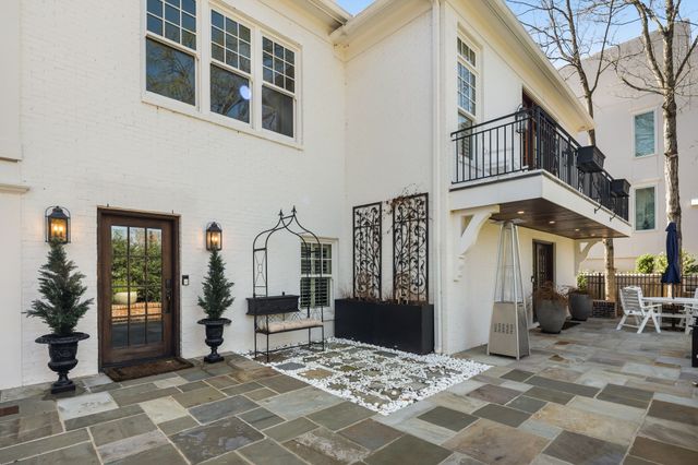 $5,950,000 | 3728 West End Avenue, Nashville, TN 37205