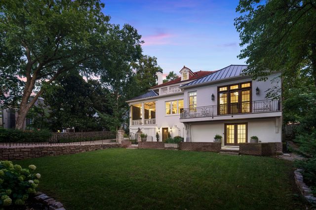 $5,950,000 | 3728 West End Avenue, Nashville, TN 37205