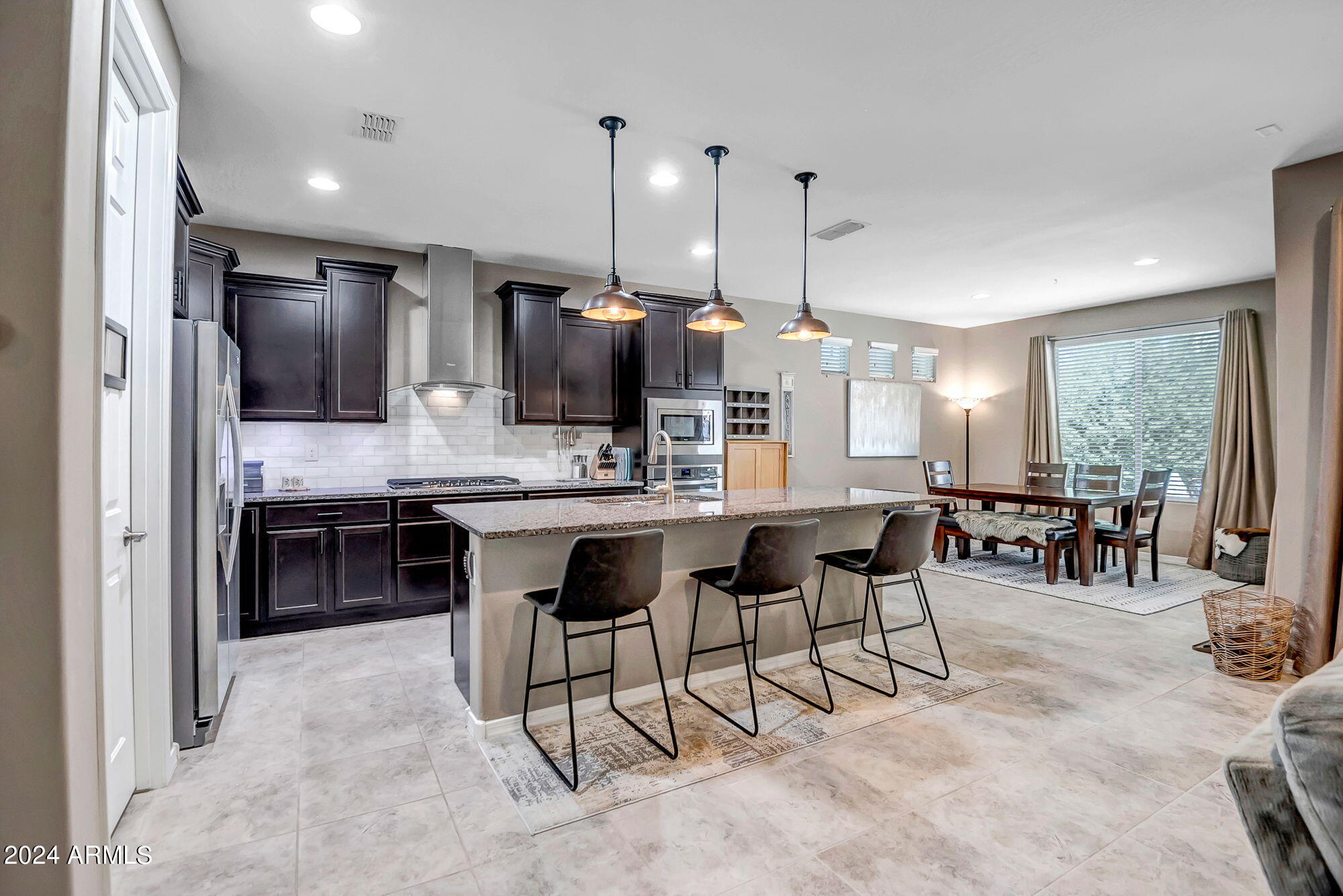2550 West Rabjohn Road Phoenix, AZ 85085 - Photo 3 of 19 Kitchen