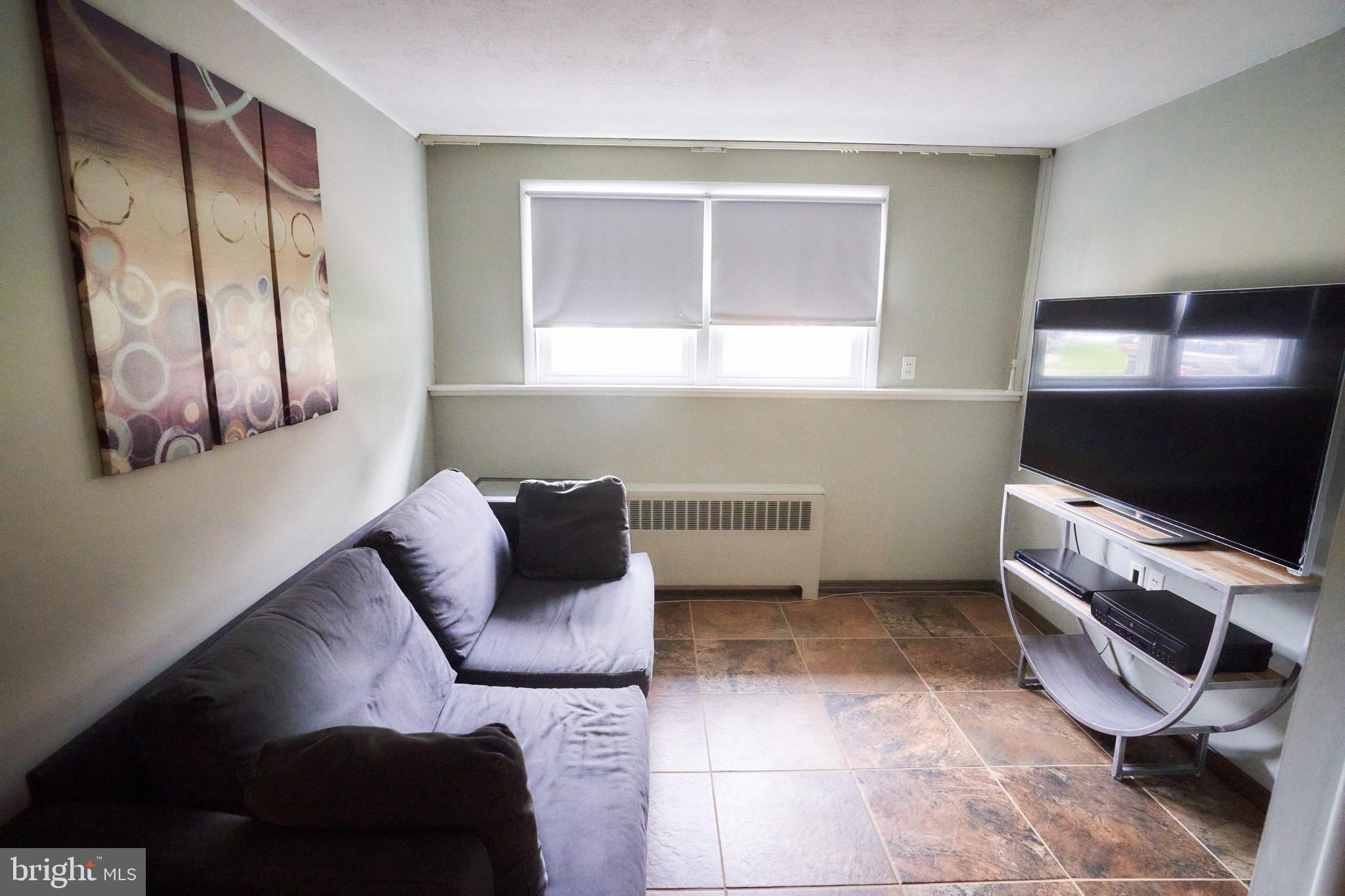 9971 Dungan Road Philadelphia, PA 19115 - Photo 10 of 22 Gallery Image 10