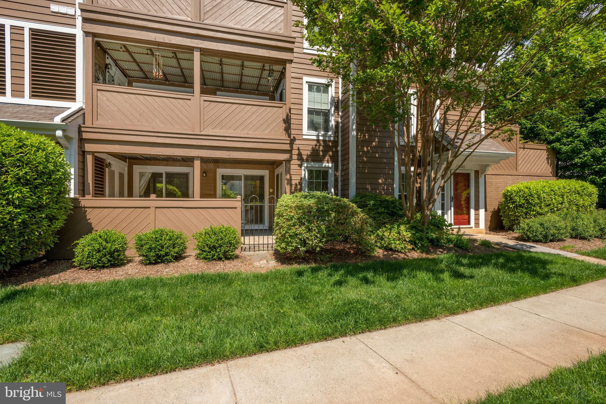 1440 Church Hill Place, Unit 1440 Reston, VA 20194 - Photo 2 of 32 1440 CHURCH HILL PLACE, RESTON, VA 20194