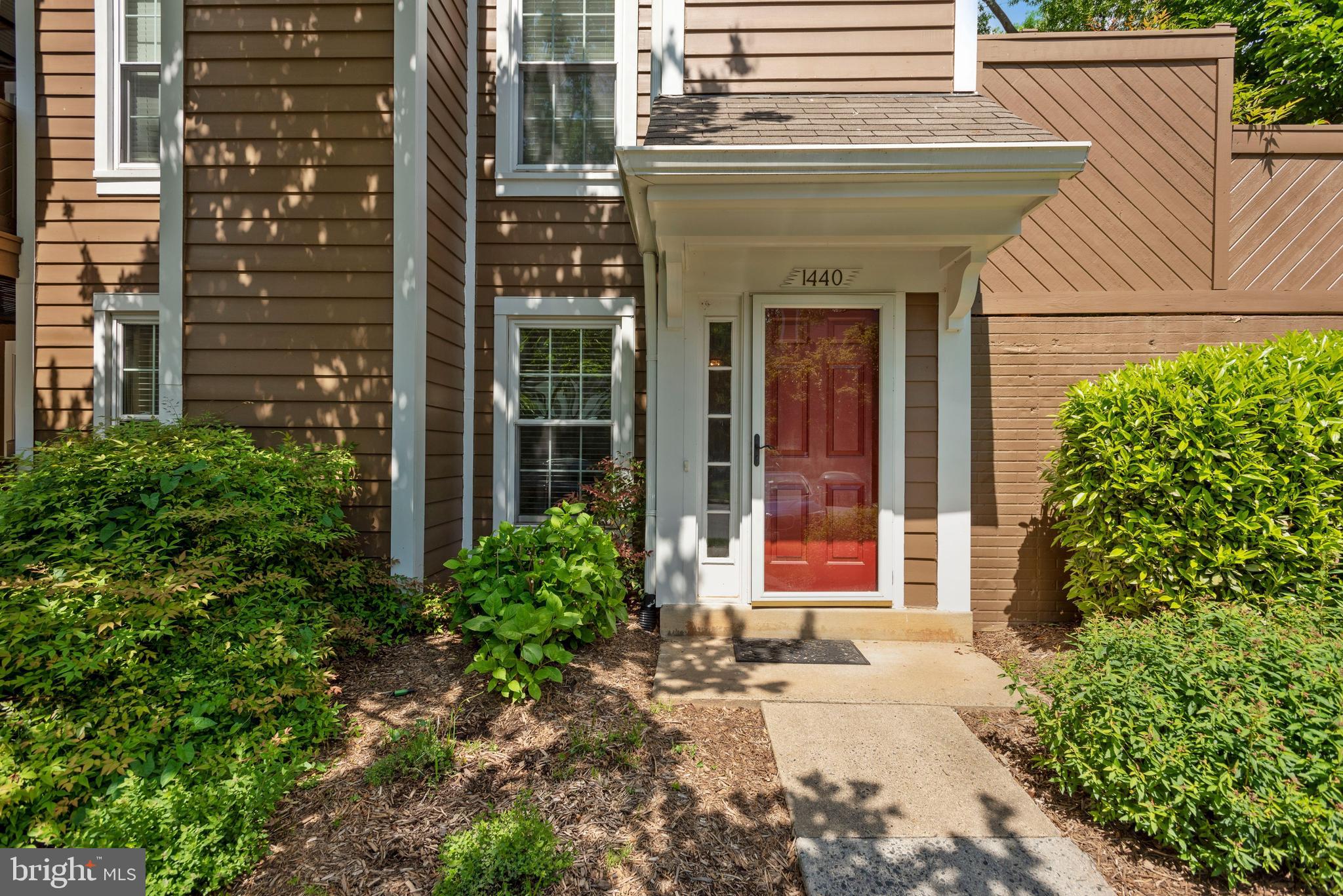 1440 Church Hill Place, Unit 1440 Reston, VA 20194 - Photo 3 of 32 1440 CHURCH HILL PLACE, RESTON, VA 20194