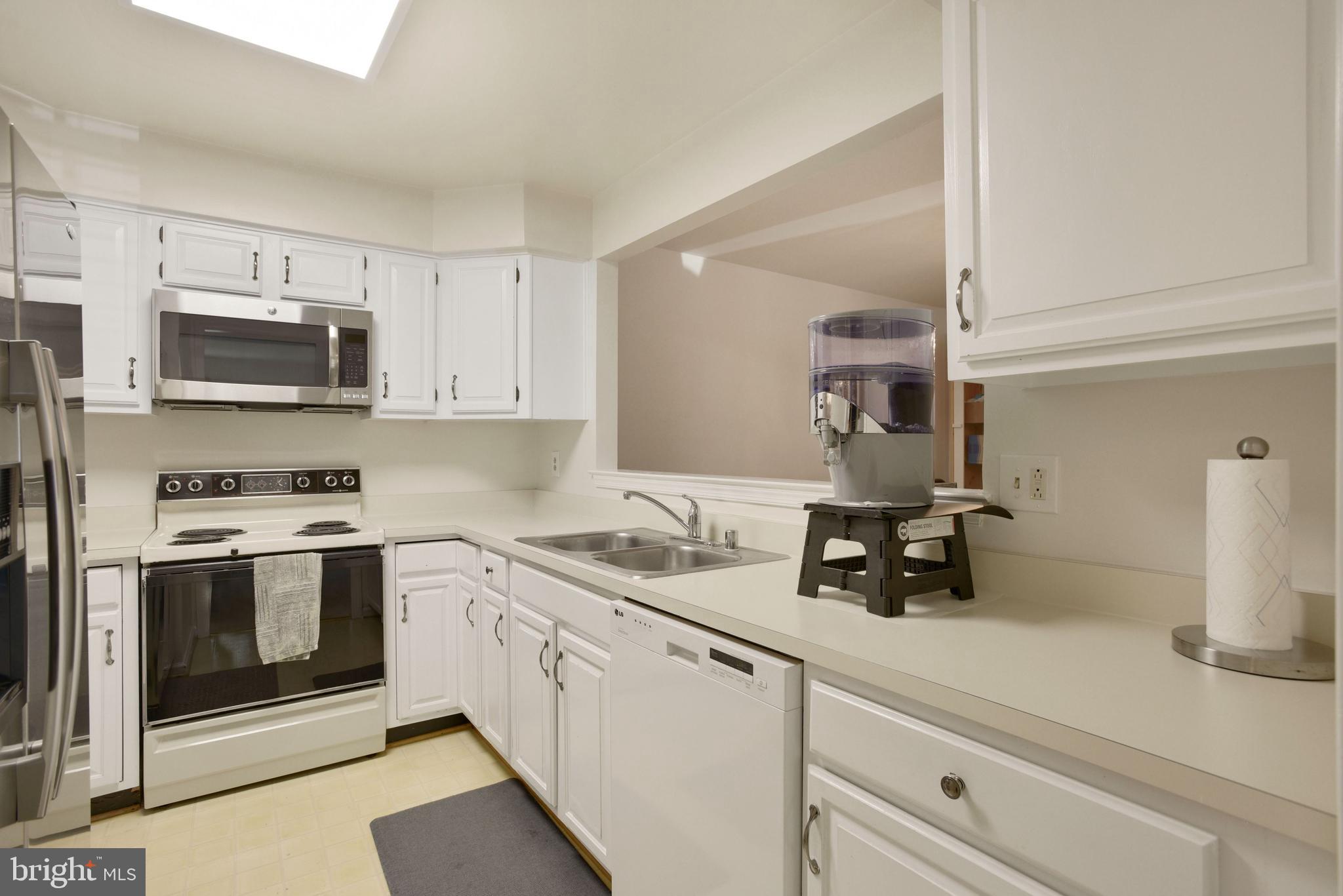 1440 Church Hill Place, Unit 1440 Reston, VA 20194 - Photo 8 of 32 1440 CHURCH HILL PLACE, RESTON, VA 20194
