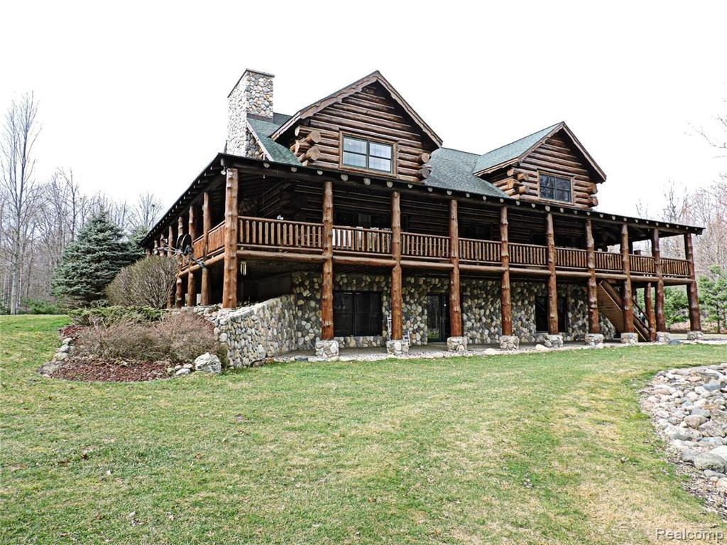 12562 Seymour Road Burt, MI 48417 - Photo 4 of 53 4.jpg