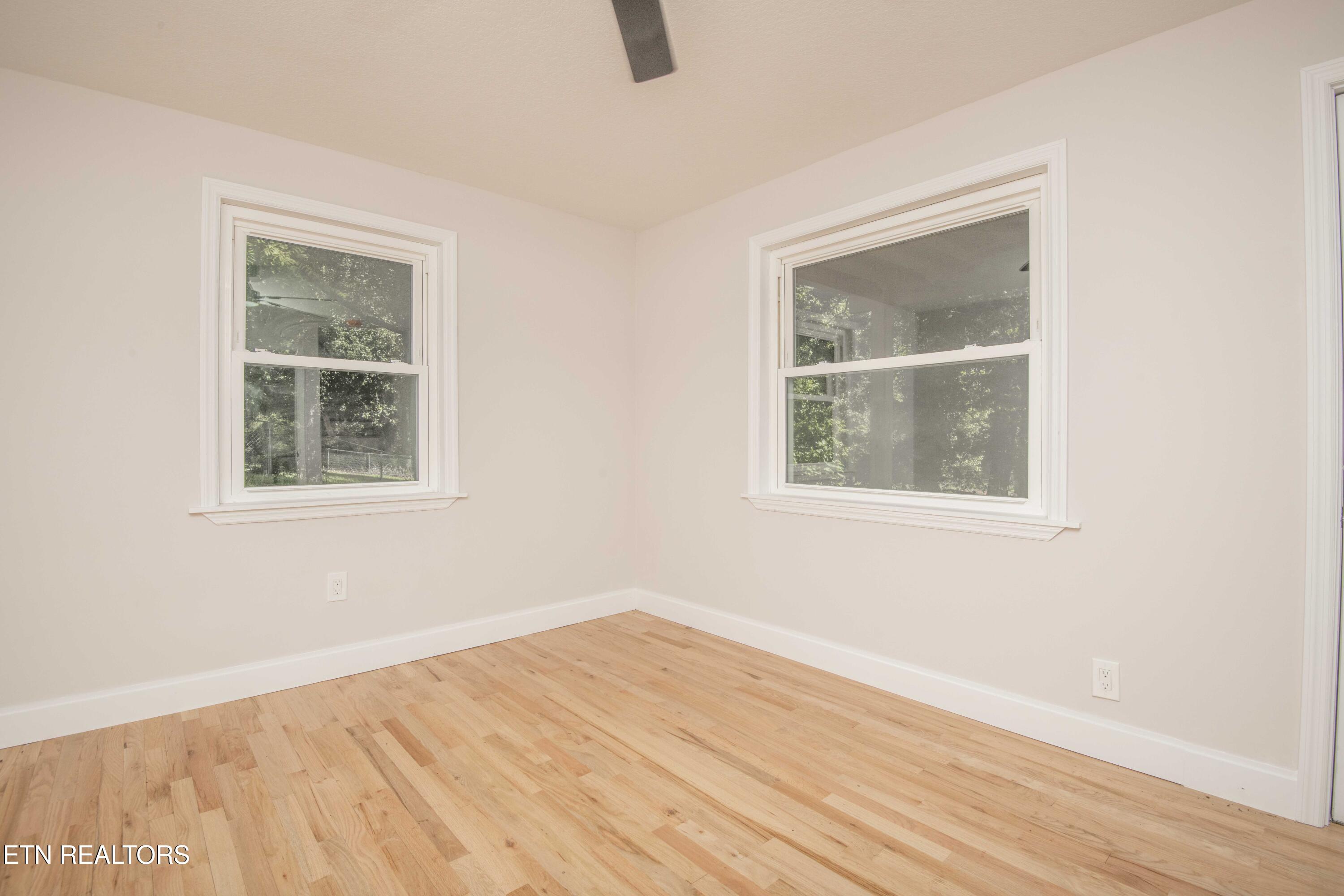 304 Firestone Road Oak Ridge, TN 37830 - Photo 37 of 50 basement bedroom
