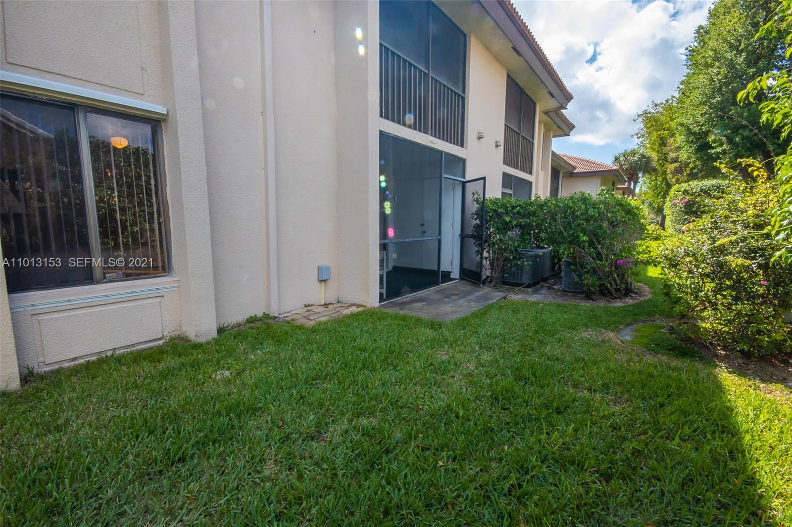 5201 West Club Circle, Unit 105 Boca Raton, FL 33487 - Photo 26 of 29 Gallery Image 26