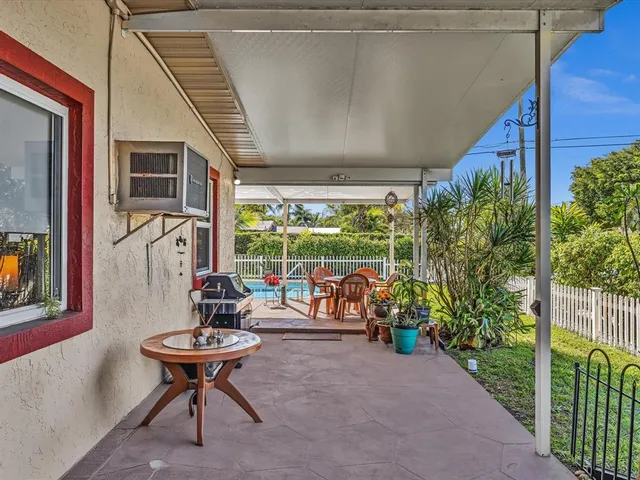 $525,000 | 5180 Southwest 13th Street, Plantation, FL 33317