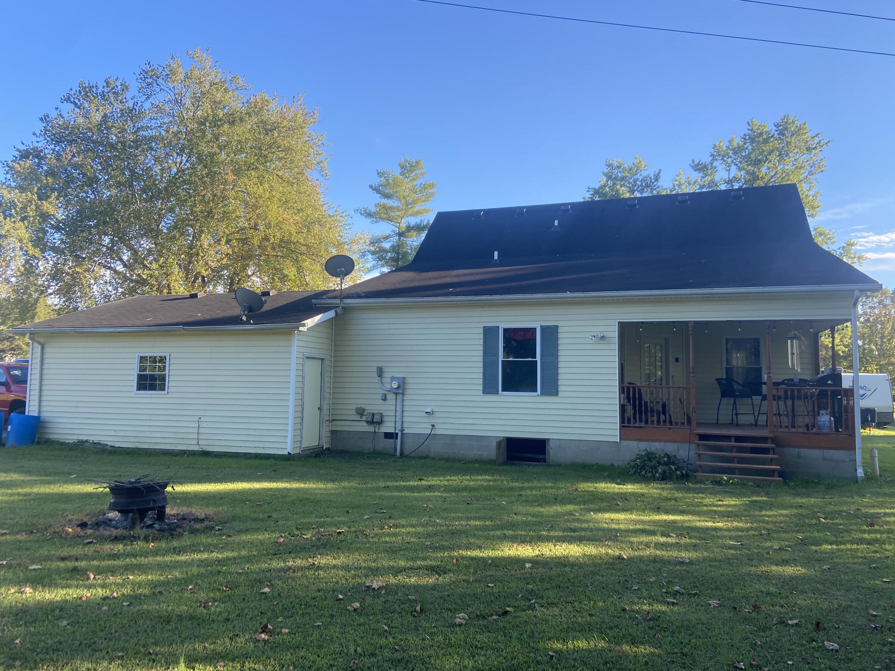 3986 Paint Creek Road Stanton, KY 40380 - Photo 4 of 20 18