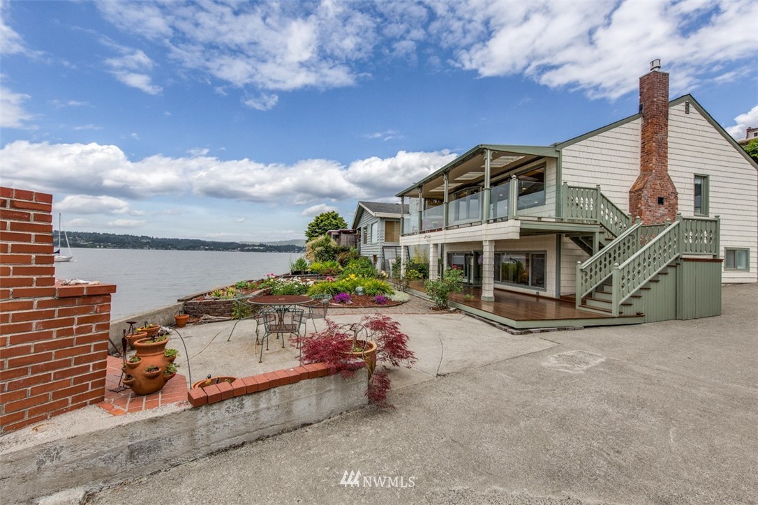 1147 Shore Drive Bremerton, WA 98310 - Photo 1 of 25