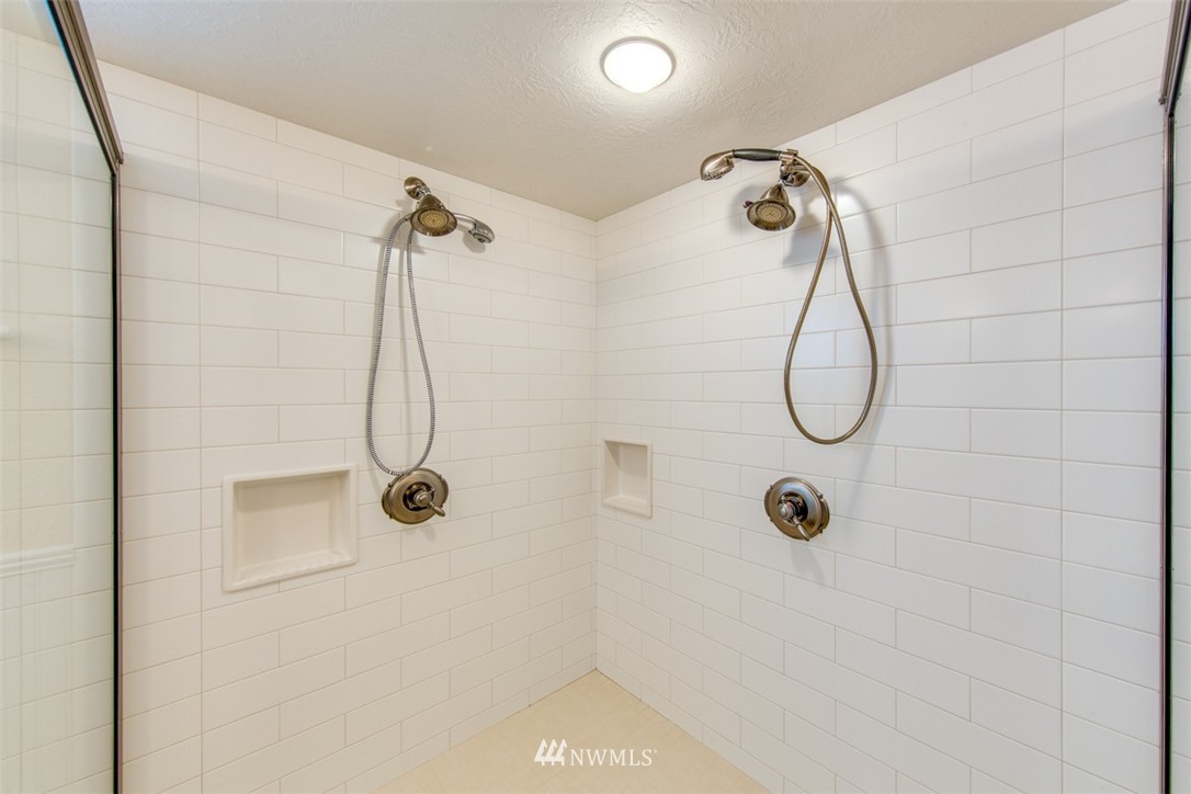 1147 Shore Drive Bremerton, WA 98310 - Photo 22 of 25