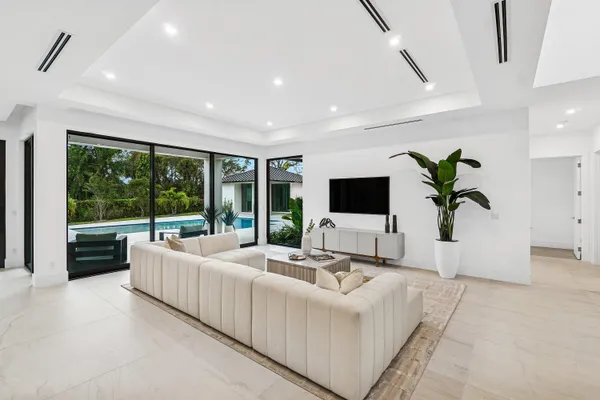 $5,799,000 | 3100 Palm Drive, Delray Beach, FL 33483